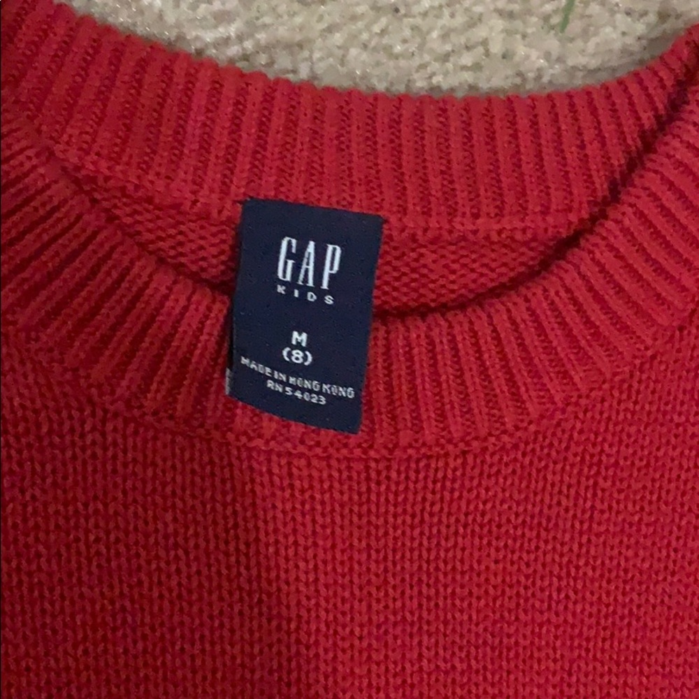 Two sweaters - Picture 4 of 4